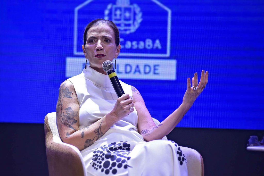 Autora e paliativista, Ana Claudia Quintana reflete necessidade de sensibilizar população sobre Cuidados Paliativos 1 Dra.%20Ana%20Paula%20Quintas Florence.....